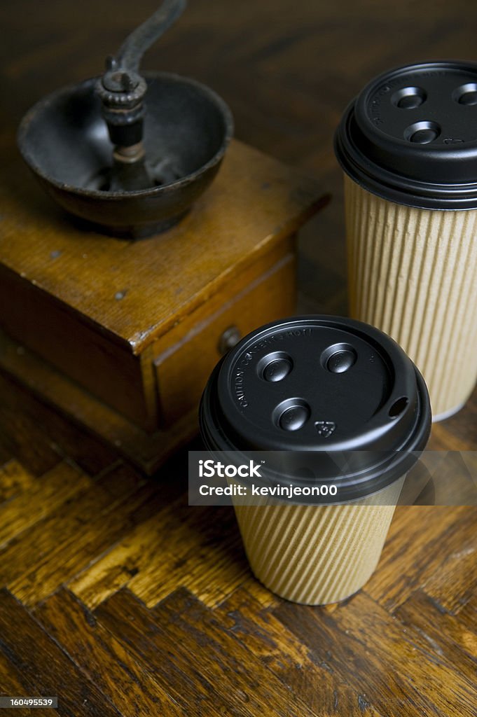 Descartável xícara de café - Foto de stock de Alimentação Não-saudável royalty-free