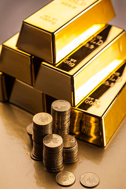 istock Gold bars! Money and financial concept 160498284