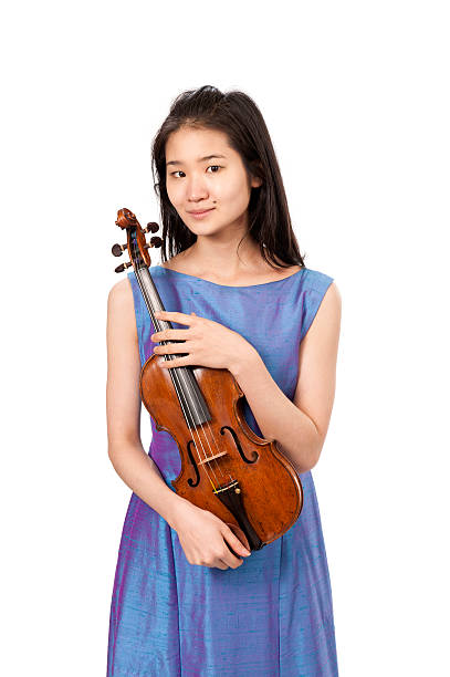 istock young female violin player 160506669