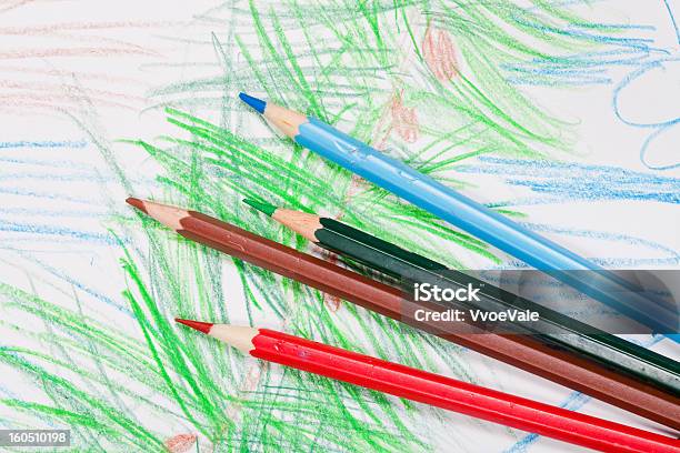 채색기법 연필 On Children 그리기 가문비나무에 대한 스톡 사진 및 기타 이미지 - 가문비나무, 갈색, 교육