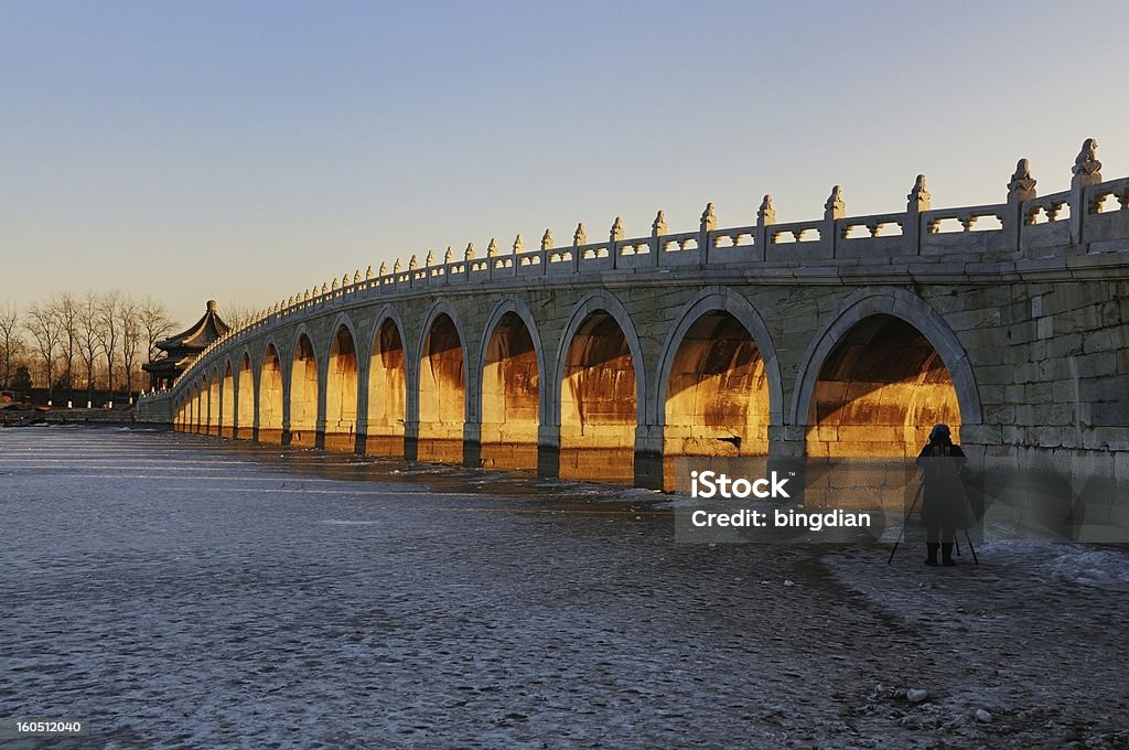 Palais d'été Pont aux dix-sept arches - Photo de Capitales internationales libre de droits