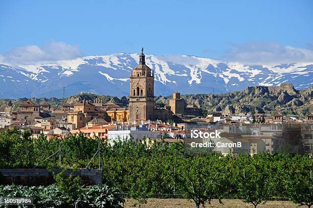 Cidade Vista Guadix Andaluzia Espanha - Fotografias de stock e mais imagens de Andaluzia - Andaluzia, Ao Ar Livre, Arquitetura