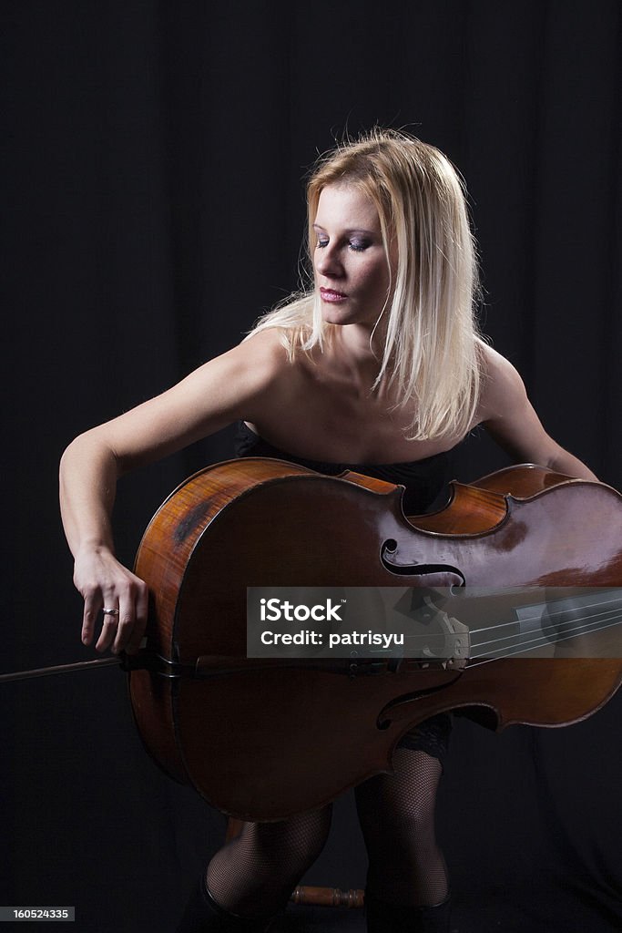 Violoncelista - Royalty-free 20-24 Anos Foto de stock