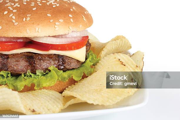 Burger - zdjęcia stockowe i więcej obrazów Bez ludzi - Bez ludzi, Burger, Cebula
