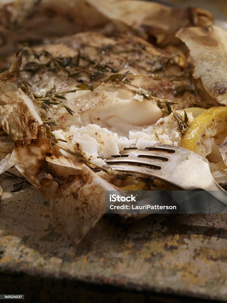 Limone Herb Tilapia Pesce carta di Pergamena - Foto stock royalty-free di Cotto al forno