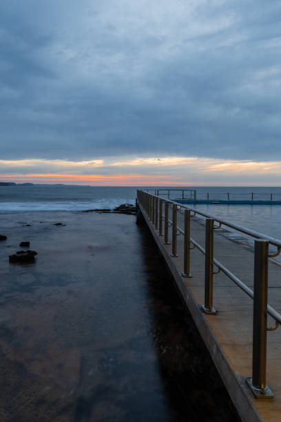 istock Sunrise by Collaroy pool - Sydney 1605248659