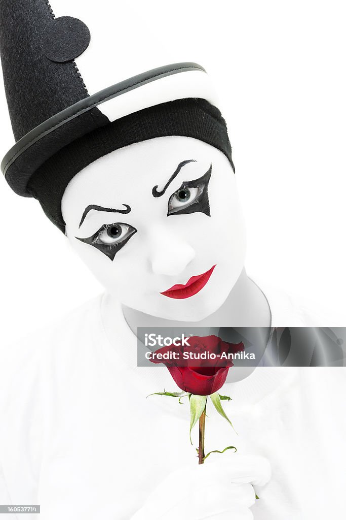 Triste clown avec rose rouge - Photo de Pierrot - Clown libre de droits