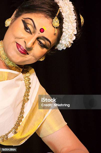 Mohiniyattam Dancer Stock Photo - Download Image Now - Adult, Adults Only,  Bindi - iStock