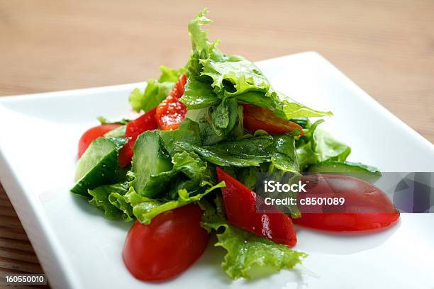 Photo libre de droit de Salade De Régime banque d'images et plus d'images libres de droit de Aliment - Aliment, Aliments et boissons, Couleur verte