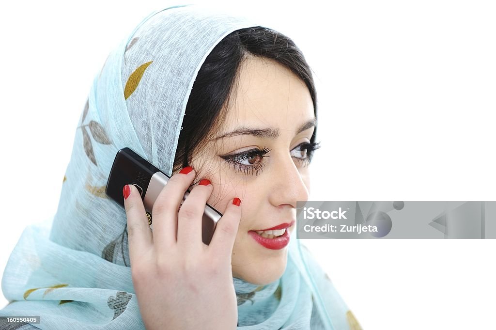 Arabische Mädchen sprechen auf Handy - Lizenzfrei 20-24 Jahre Stock-Foto