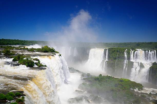 водопад игуасу - iguazú стоковые фото и изображения