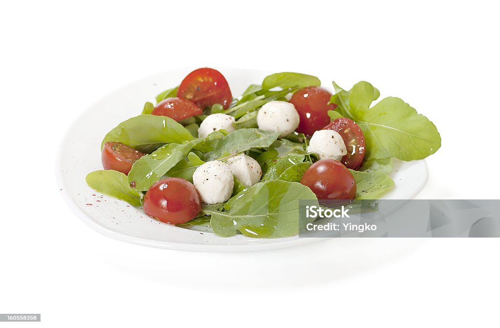 Salada fresca com muçarela - Foto de stock de Alface royalty-free