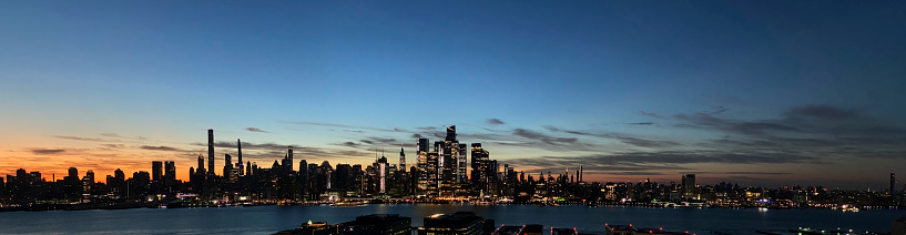 Panoramic view of Manhattan during dawn in New York