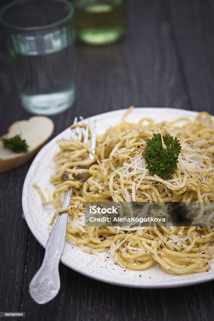 Pâtes au poivre noir et au fromage - Photo de Aliment libre de droits