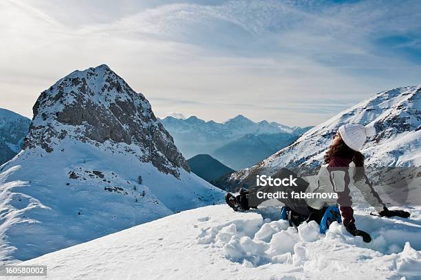 Abbronzarsi Sulla Neve - Fotografie stock e altre immagini di Dolomiti - Dolomiti, Inverno, Racchetta da neve - Attrezzatura sportiva