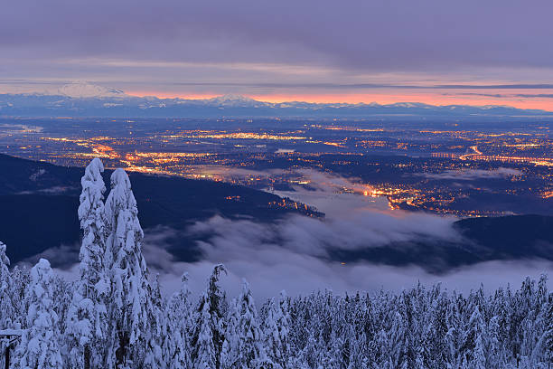 istock Mt Seymour Winter Sunrise 160587215