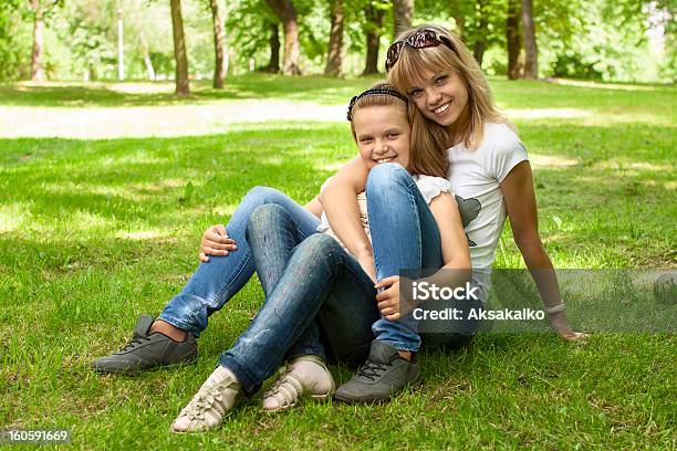 Bonita Mãe E Filha - Fotografias de stock e mais imagens de Adolescente - Adolescente, Família, 30-39 Anos