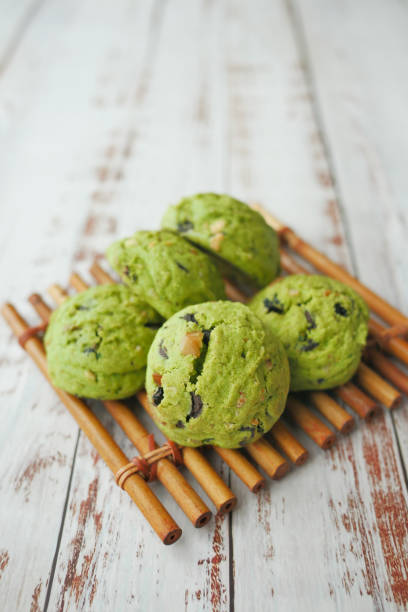 istock green color sweets, confectionary and pastry products 1605959086