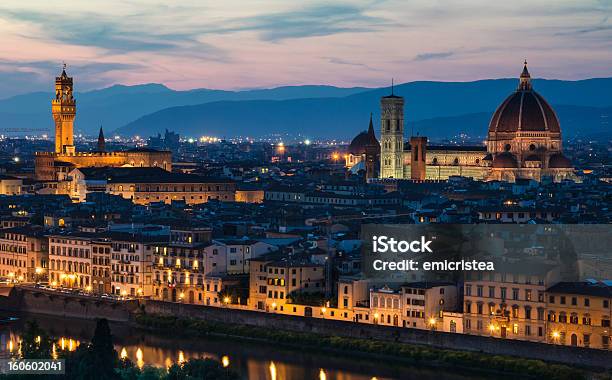 Photo libre de droit de Vue De Nuit De Florence Italie banque d'images et plus d'images libres de droit de Campanile - Florence - Campanile - Florence, Cathédrale, Christianisme