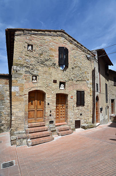 istock San Gimignano, Tuscany 160602212