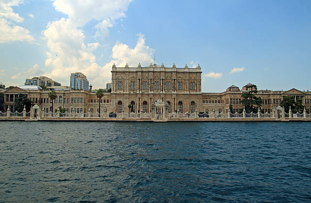 istock Palace On Bosporus 160609682