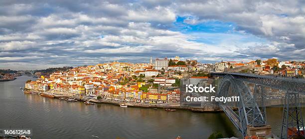 Foto de Porto Portugal e mais fotos de stock de Amarelo - Amarelo, Antigo, Arcaico