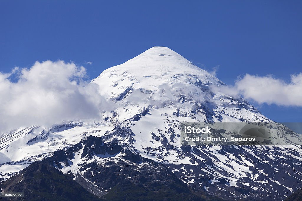Wulkan Lanin, Patagonia, Argentyna - Zbiór zdjęć royalty-free (Góry Andy)