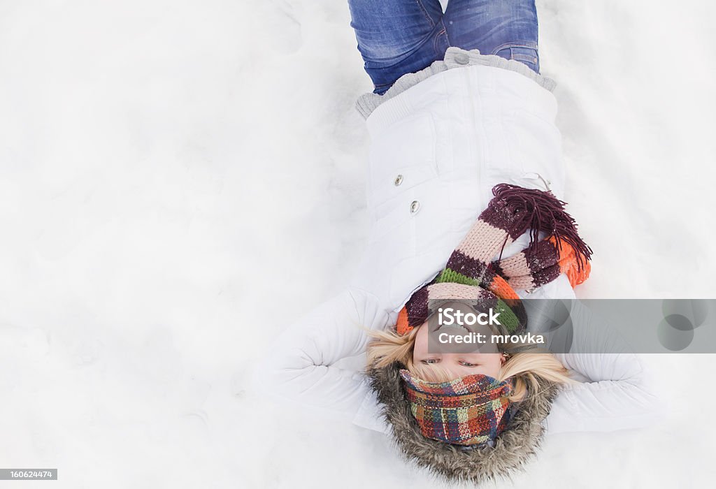 Hermosa Chica disfrutando de invierno - Foto de stock de 18-19 años libre de derechos