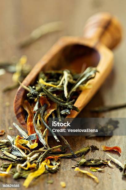 Grüner Tee Mit Stücken Von Karotten Segetum Blue Kornblume Stockfoto und mehr Bilder von Aromatherapie