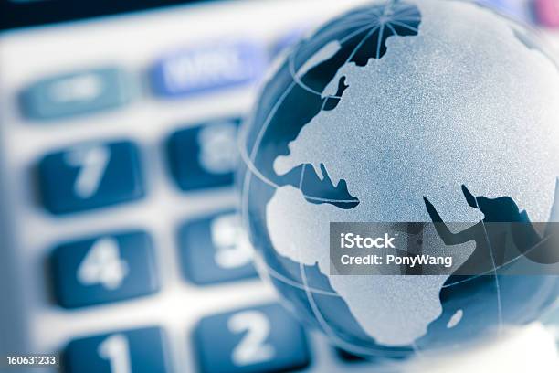 Glob Na Kalkulator Europe Map - zdjęcia stockowe i więcej obrazów Biznes międzynarodowy - Biznes międzynarodowy, Globus - Wyposażenie do nawigacji, Globalny