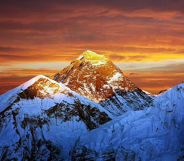 istock Evening colored view of Everest from Kala Patthar 160640822