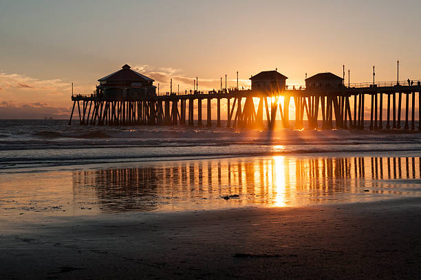 istock Huntington Beach Pier Sunset 160647226