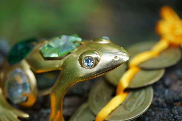 istock A frog figurine decorated with glass. 1607039339