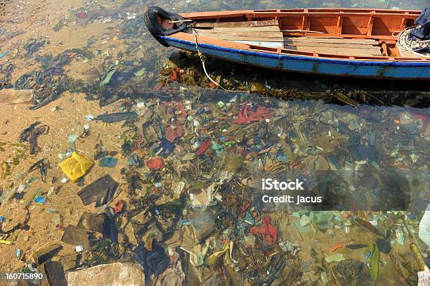 Spazzatura Mare - Fotografie stock e altre immagini di Inquinamento - Inquinamento, Plastica, Mare