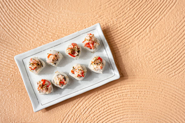 assorted sushi roll - sushischotel stockfoto's en -beelden
