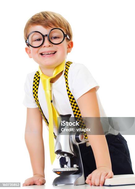 Little Cientista - Fotografias de stock e mais imagens de Rapazes - Rapazes, Suspensório, Cabelo Louro