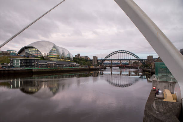 istock Newcastle-Upon-Tyne cityscape at dawn 1607372327
