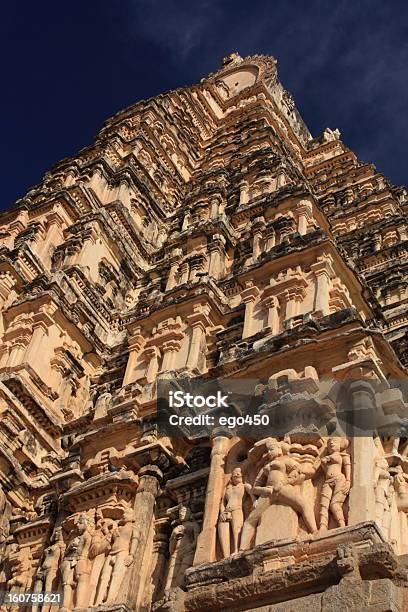 Templo Hindú Virupaksha En Hampi Karnataka Estado India Foto de stock y más banco de imágenes de Arquitectura