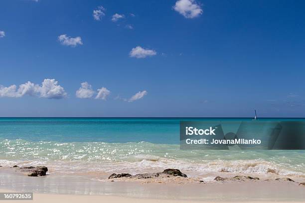 Caraíbas - Fotografias de stock e mais imagens de Areia - Areia, Azul, Azul Turquesa