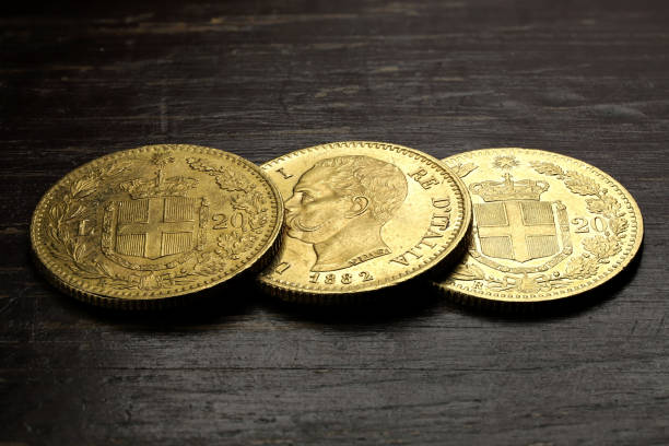istock Italian 20 Lira gold coins 1608047151