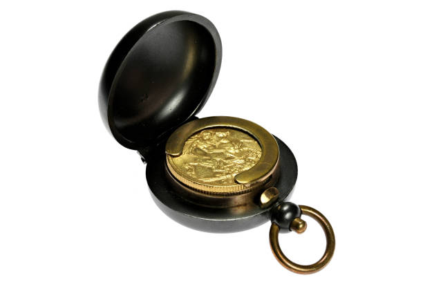 moneda de oro soberana completa británica - dragon one pound coin british currency british pounds fotografías e imágenes de stock