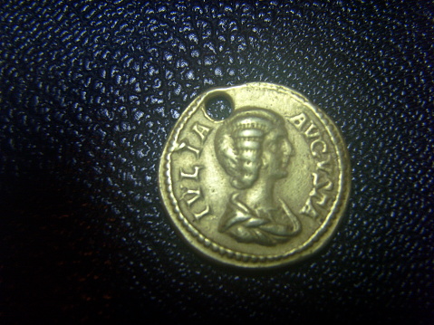 Coins Macro - 25 Spanish Pesetas - Isolated on white background
