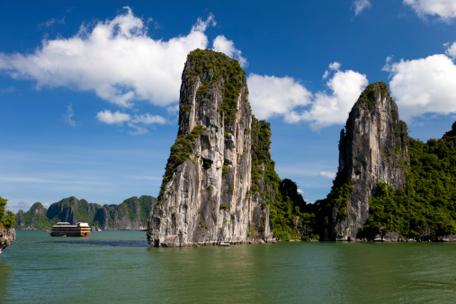 Luxury Chinese Junk on Halong Bay