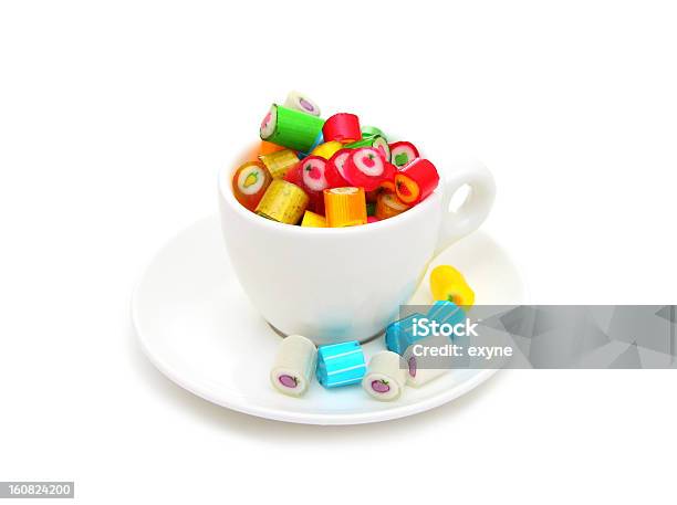 Foto de Xícara De Espresso Cheios De Doces e mais fotos de stock de Alimentação Não-saudável - Alimentação Não-saudável, Açúcar, Branco