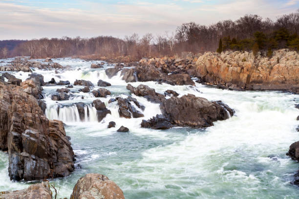 istock Whitewater rapids on the Potomac River at Great Falls Park, VA 1608363936