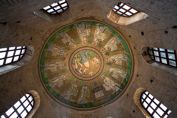 ceiling mosaic of the arian baptistery - vaftizhane stok fotoğraflar ve resimler