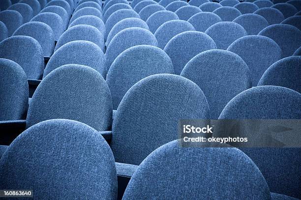 Auditorio Tiene Capacidad Foto de stock y más banco de imágenes de Asiento - Asiento, Sala de cine, Acogedor