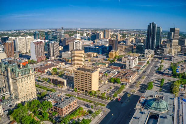 aerial view of winnipeg, manitoba during summer - manitoba winnipeg winter bridge imagens e fotografias de stock