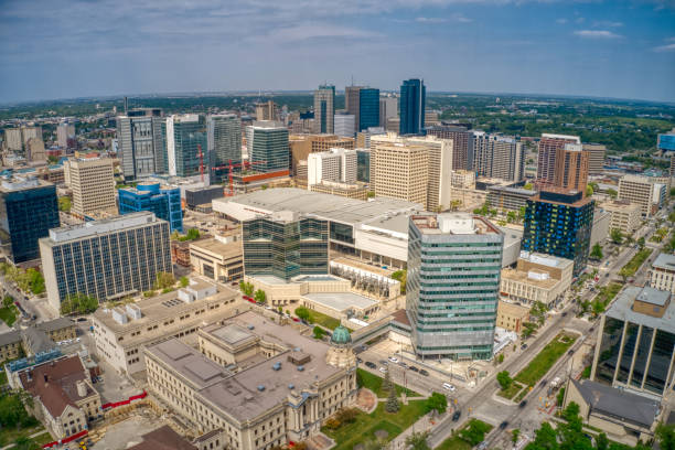 aerial view of winnipeg, manitoba during summer - manitoba winnipeg winter bridge imagens e fotografias de stock