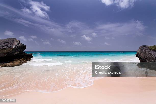 Deserted Pink Sand Beach In Bermuda Stock Photo - Download Image Now - Bermuda, Beach, Rock - Object